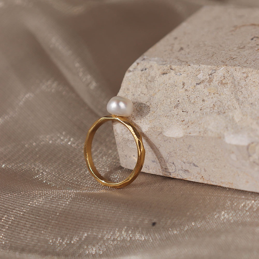 ISABELLE DANEL GOLD RING