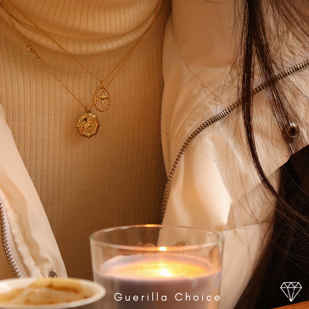 MADELYN GOLD NECKLACE