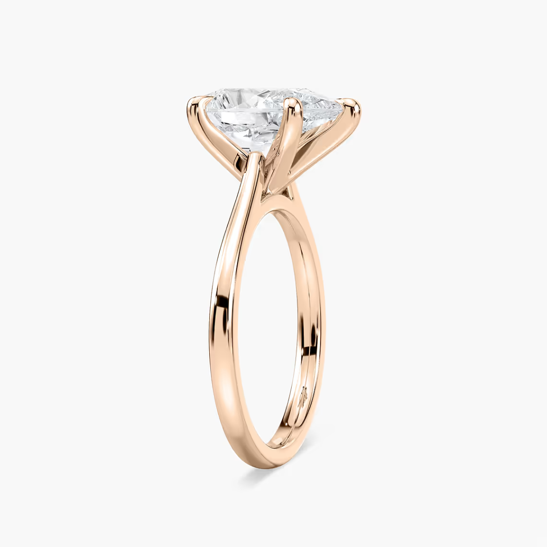 *Pear Dior Claw Prong Solitaire Stackable