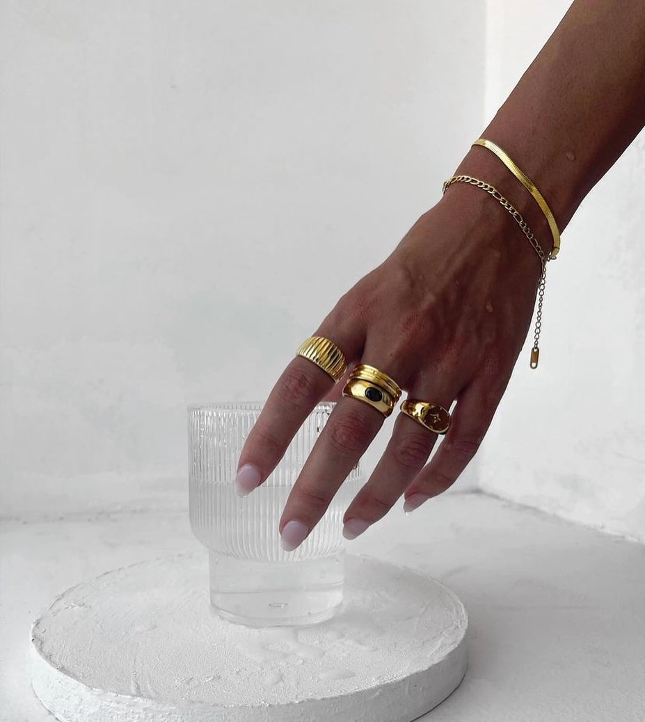 AGACE GOLD RING