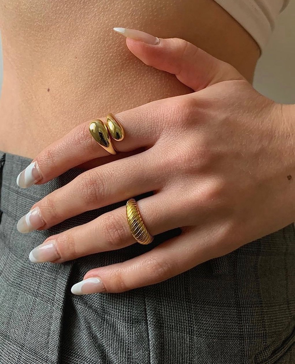 LA ELYSE GOLD RING